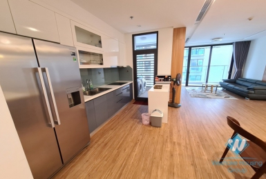 A pretty three bedrooms apartment for rent in Vinhome Metropolis, Ba Dinh